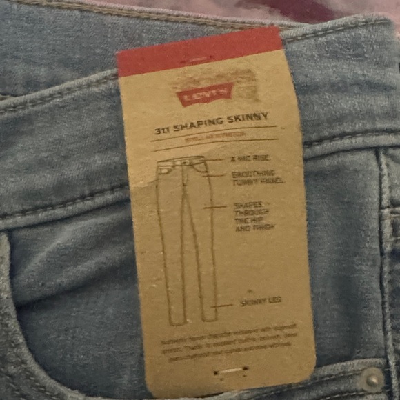 Levi's Women's 311 mid rise shaping skinny Jeans - Picture 3 of 6